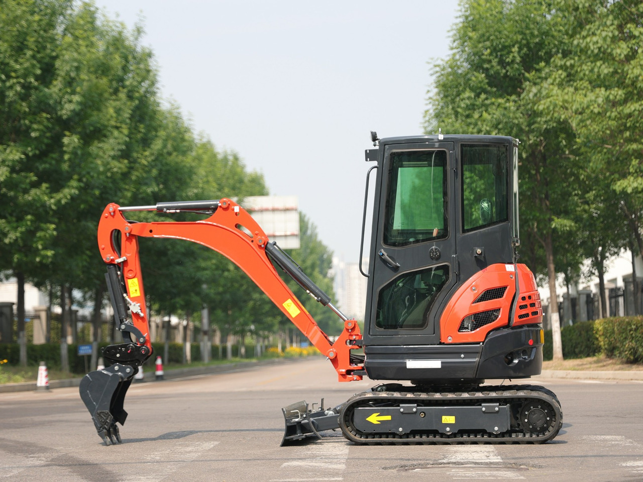 Új Minikotró KUBOTA Diesel Mini excavator 2.5 Ton - Müller Machinery MB 25 Plus - VKSH: 6 kép.