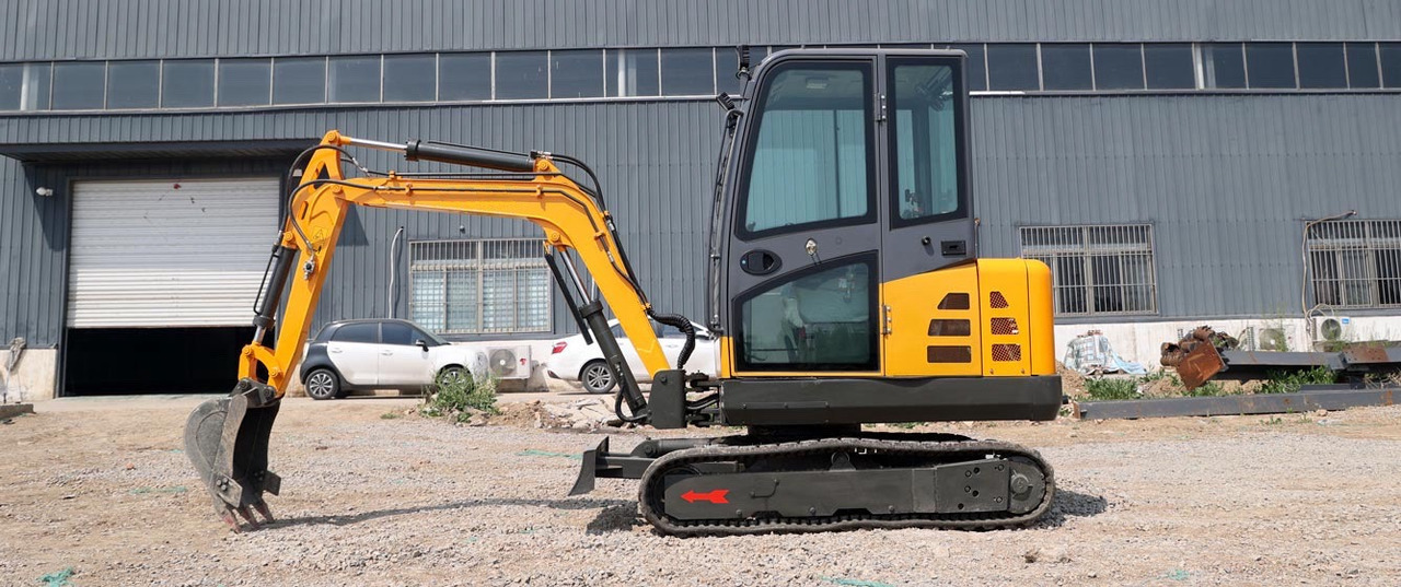 KUBOTA Diesel Mini excavator 3.5 Ton - Müller Machinery MB 35 - KSH - Minikotró: 1 kép. KUBOTA Diesel Mini excavator 3.5 Ton - Müller Machinery MB 35 - KSH - Minikotró: 1 kép.