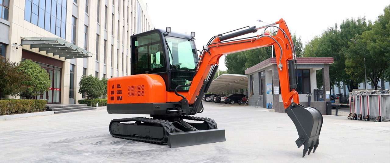 KUBOTA Diesel Mini excavator 3 Ton - Müller Machinery MB 30 - VKSH - Minikotró: 3 kép. KUBOTA Diesel Mini excavator 3 Ton - Müller Machinery MB 30 - VKSH - Minikotró: 3 kép.