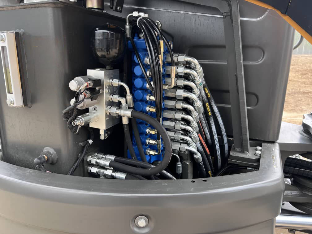 Új Minikotró KUBOTA Diesel Mini excavator 4 Ton - Müller Machinery MB 40 Plus - VKSH: 7 kép.