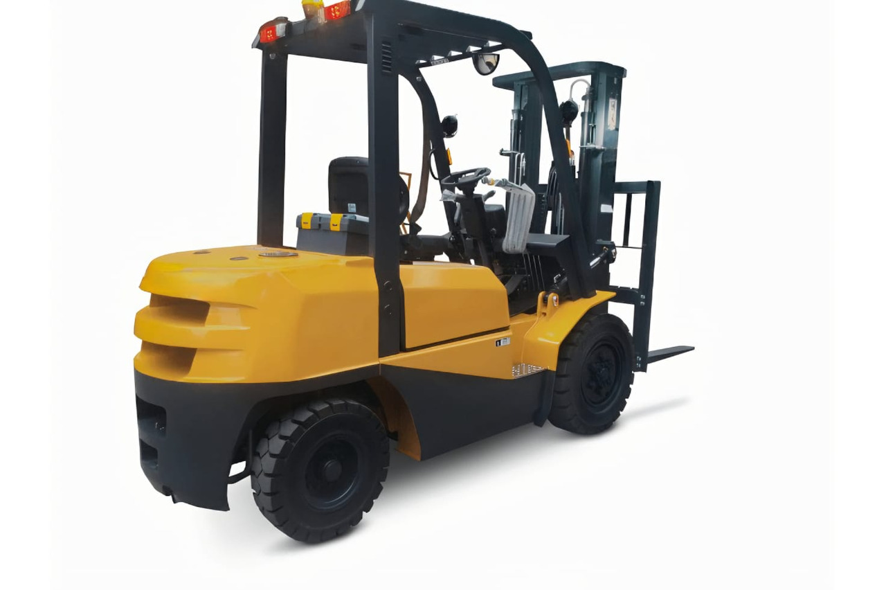 Müller Machinery MF 30 - Dízel targonca: 2 kép. Müller Machinery MF 30 - Dízel targonca: 2 kép.