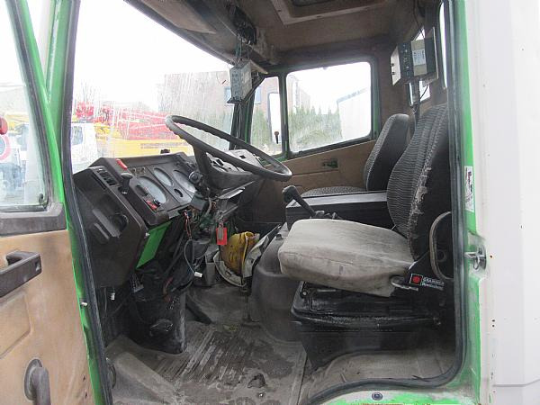 SCHWING City pump M16/13 Z - Betonpumpa: 5 kép. SCHWING City pump M16/13 Z - Betonpumpa: 5 kép.