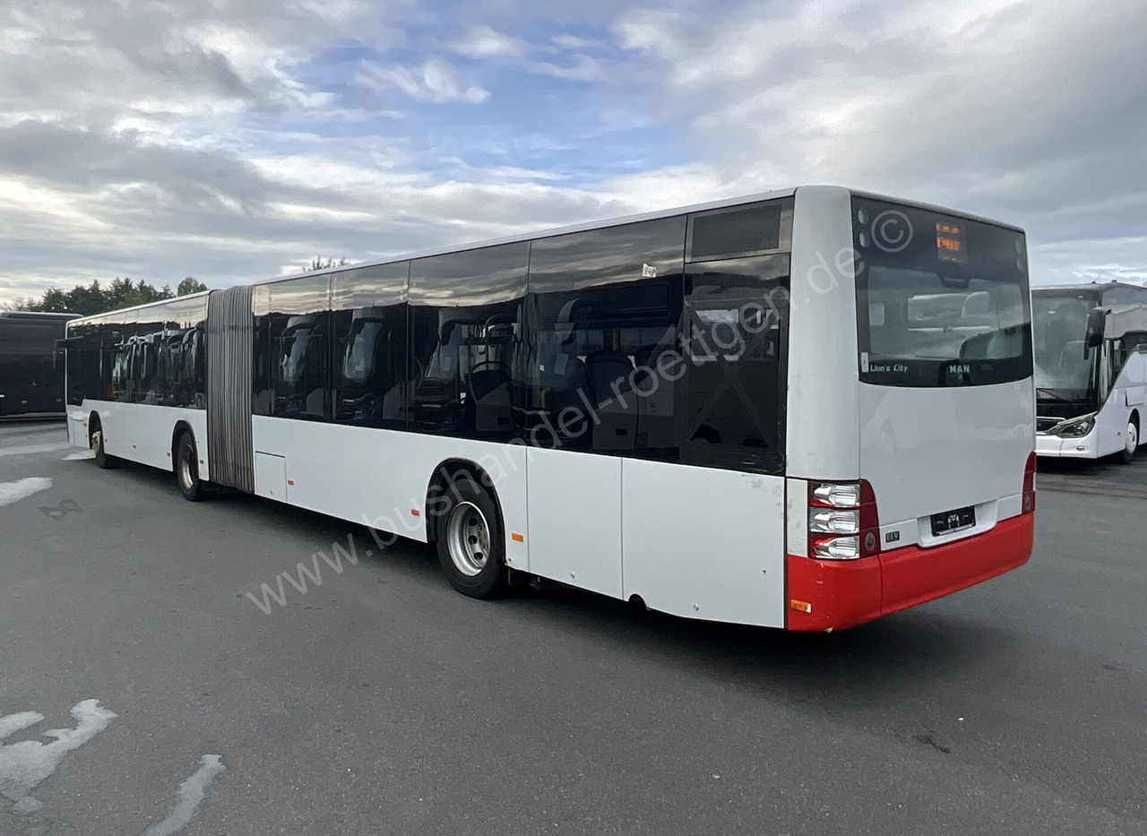 MAN A 23 Lion´s City - Csuklós busz: 4 kép. MAN A 23 Lion´s City - Csuklós busz: 4 kép.