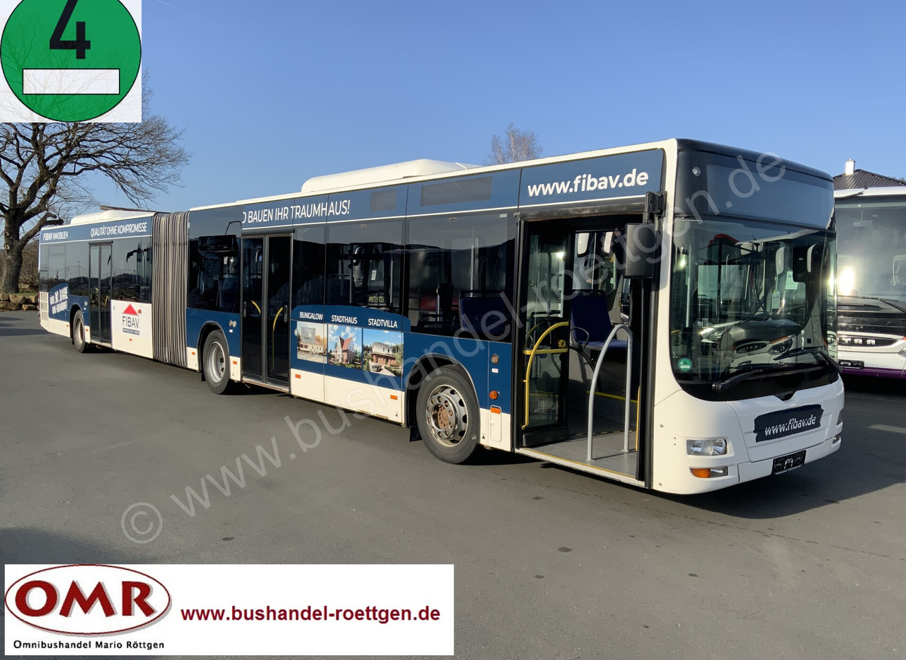 MAN A 23 Lion´s City - Csuklós busz: 1 kép. MAN A 23 Lion´s City - Csuklós busz: 1 kép.