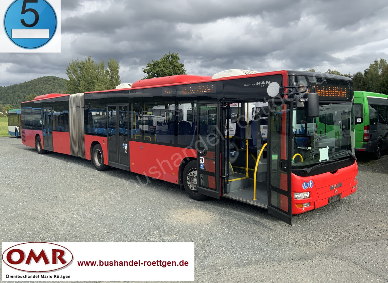 MAN A 23 Lions City - Csuklós busz: 1 kép. MAN A 23 Lions City - Csuklós busz: 1 kép.