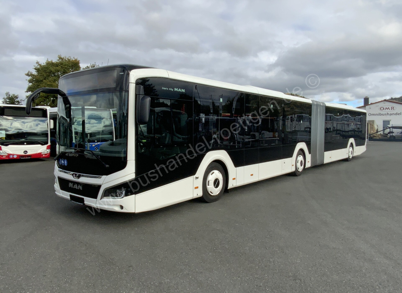 MAN Lion´s City 18 - Csuklós busz: 2 kép. MAN Lion´s City 18 - Csuklós busz: 2 kép.