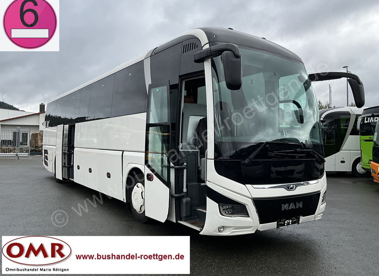 MAN R10 - Távolsági busz: 1 kép. MAN R10 - Távolsági busz: 1 kép.
