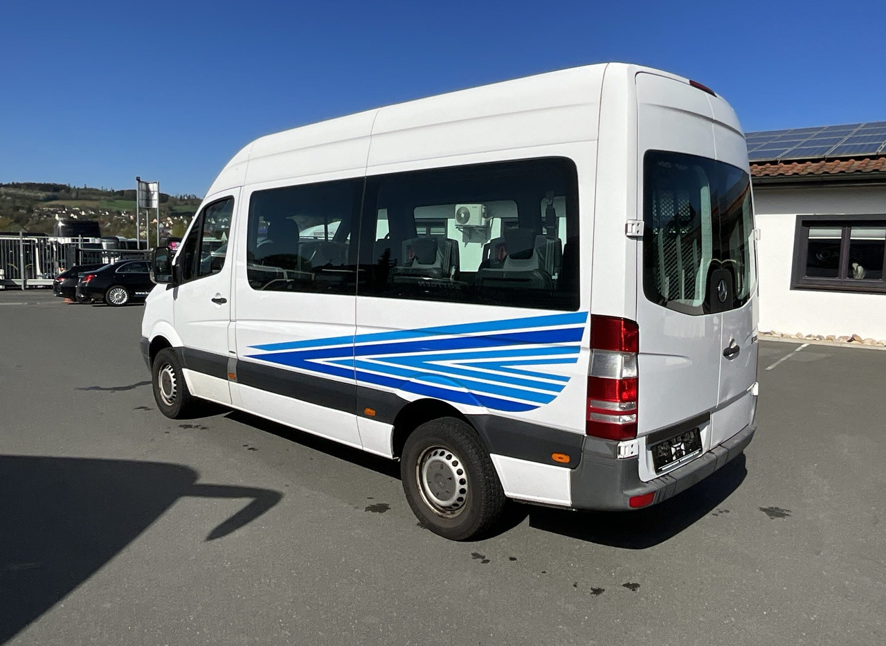 Mercedes-Benz 313 CDI Sprinter - Minibusz, Kisbusz: 3 kép. Mercedes-Benz 313 CDI Sprinter - Minibusz, Kisbusz: 3 kép.