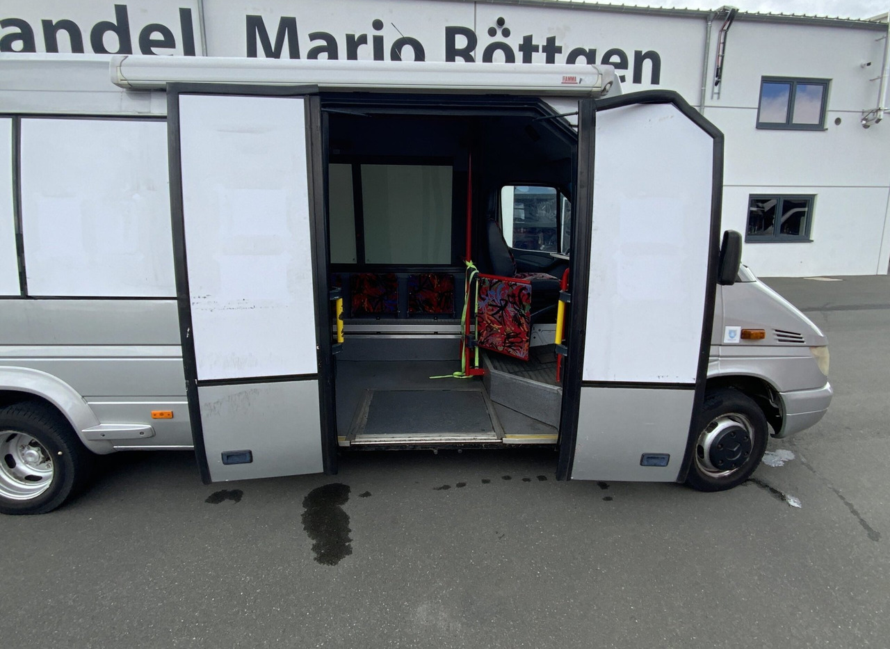 Mercedes-Benz 414 Sprinter - Minibusz, Kisbusz: 5 kép. Mercedes-Benz 414 Sprinter - Minibusz, Kisbusz: 5 kép.