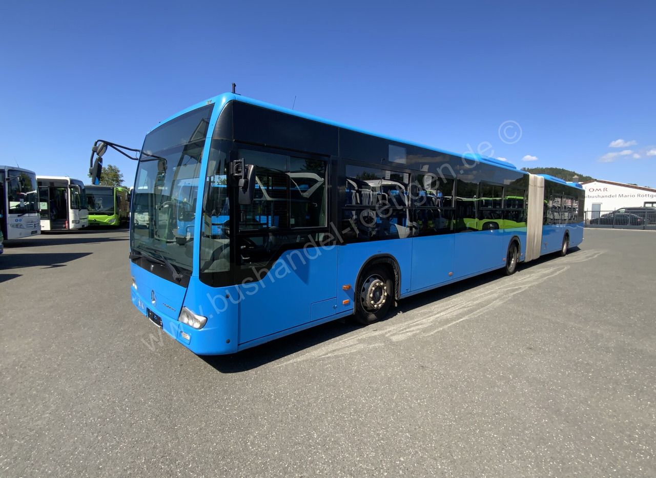 Mercedes-Benz Conecto G - Csuklós busz: 2 kép. Mercedes-Benz Conecto G - Csuklós busz: 2 kép.