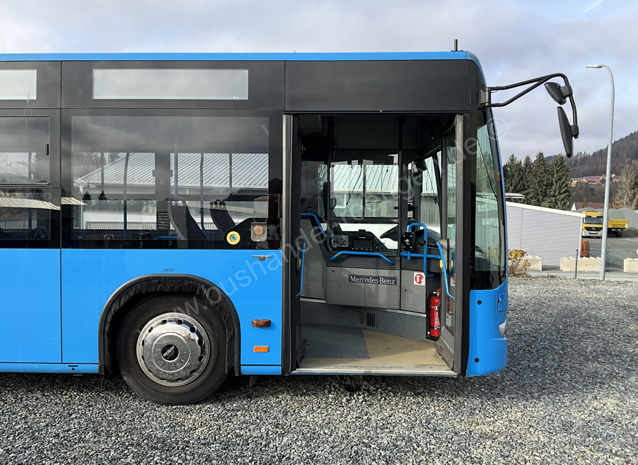 Mercedes-Benz Conecto G - Csuklós busz: 5 kép. Mercedes-Benz Conecto G - Csuklós busz: 5 kép.