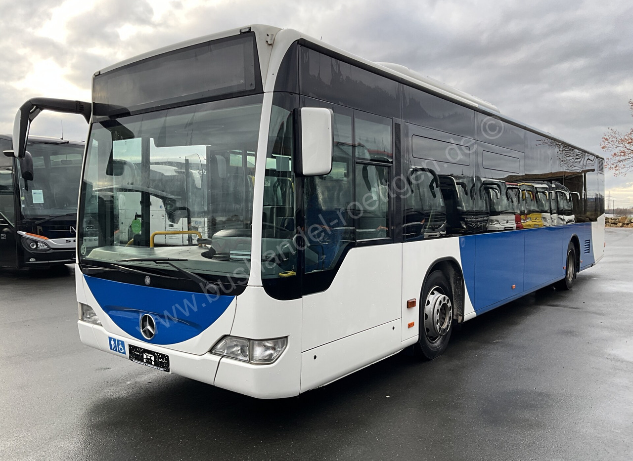 Mercedes-Benz O 530 Citaro - Városi busz: 2 kép. Mercedes-Benz O 530 Citaro - Városi busz: 2 kép.