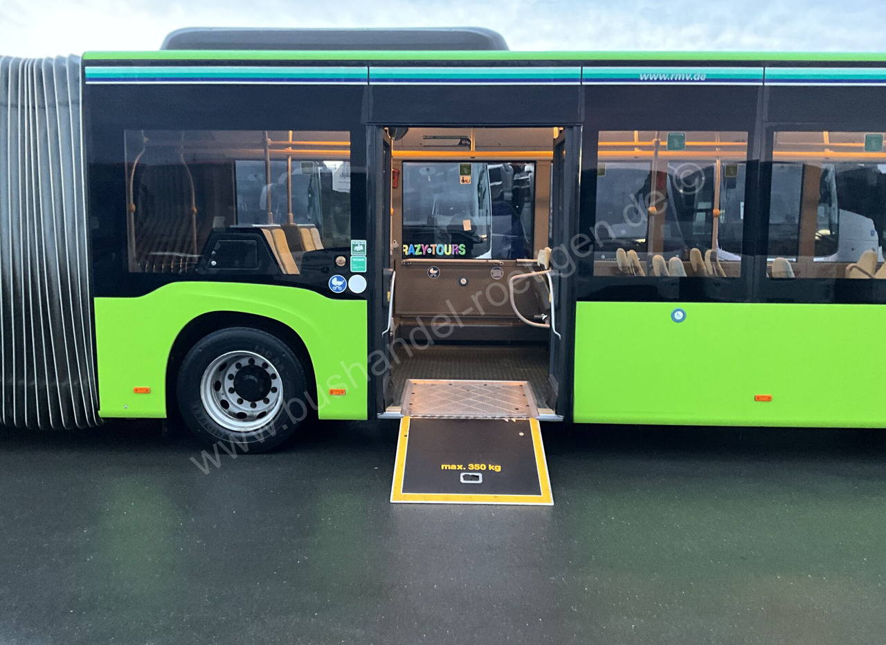 Mercedes-Benz O 530 Citaro - Csuklós busz: 5 kép. Mercedes-Benz O 530 Citaro - Csuklós busz: 5 kép.