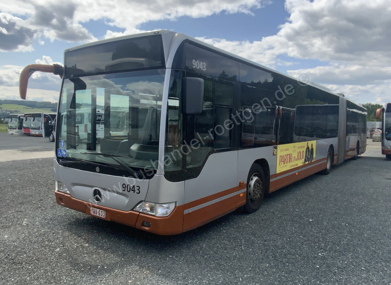 Mercedes-Benz O 530 G Citaro - Csuklós busz: 2 kép. Mercedes-Benz O 530 G Citaro - Csuklós busz: 2 kép.