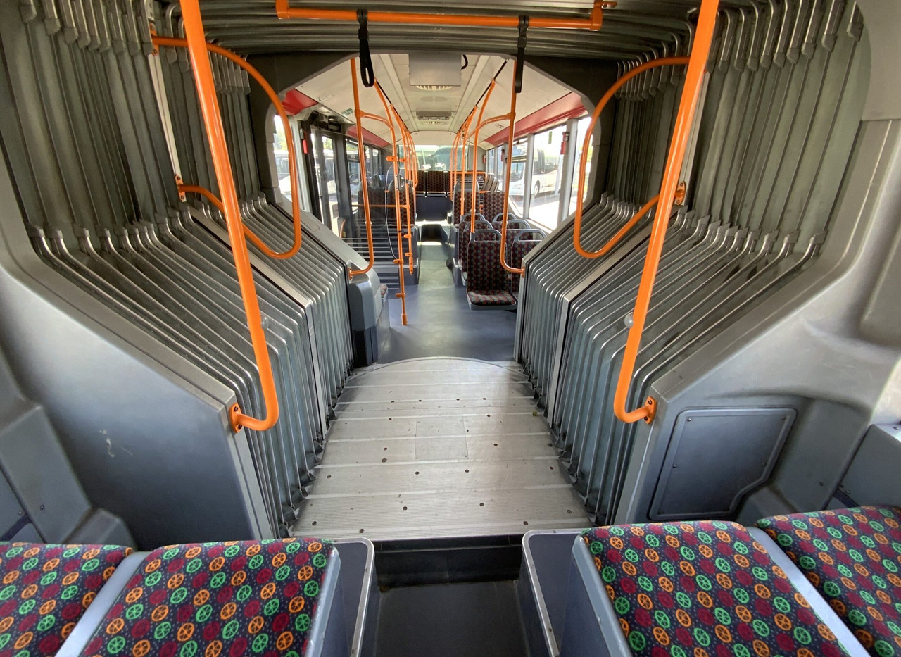 Csuklós busz Mercedes-Benz O 530 G Citaro: 14 kép.