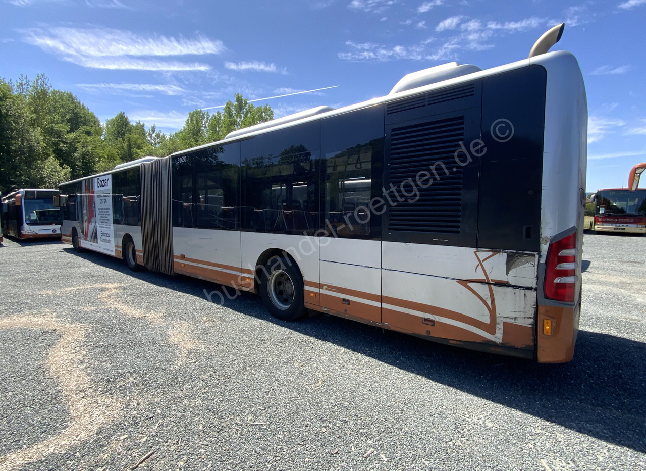 Mercedes-Benz O 530 G Citaro - Csuklós busz: 3 kép. Mercedes-Benz O 530 G Citaro - Csuklós busz: 3 kép.