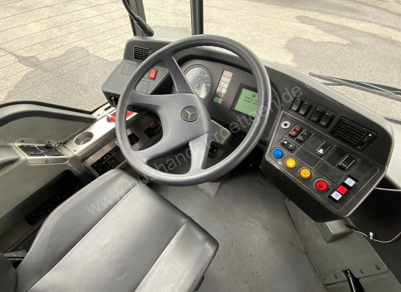 Csuklós busz Mercedes-Benz O 530 G Citaro: 19 kép.