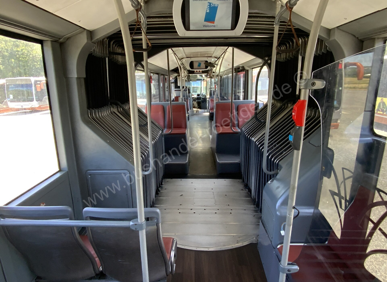 Csuklós busz Mercedes-Benz O 530 G Citaro: 18 kép.