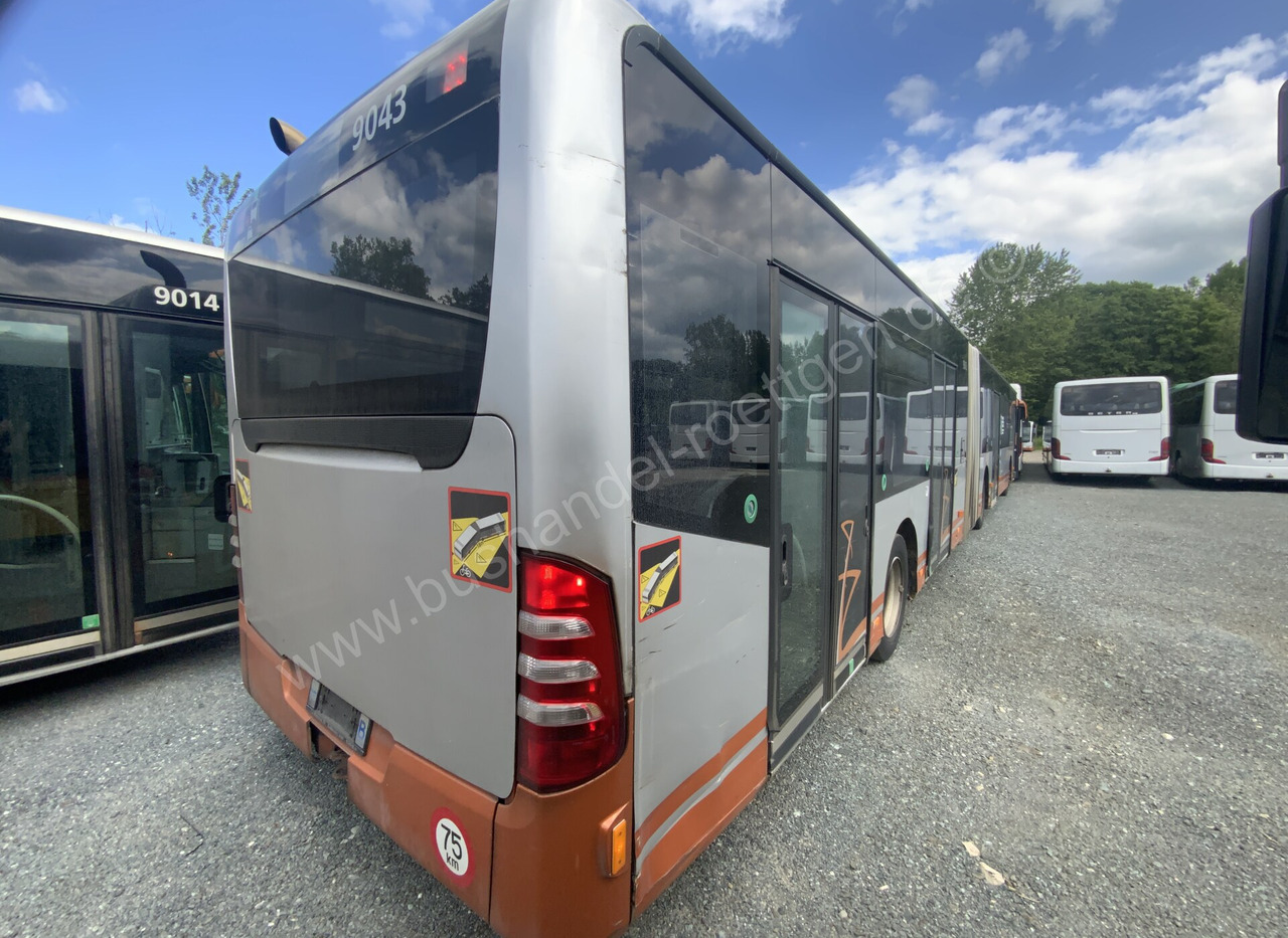 Mercedes-Benz O 530 G Citaro - Csuklós busz: 3 kép. Mercedes-Benz O 530 G Citaro - Csuklós busz: 3 kép.