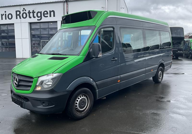 Mercedes-Benz Sprinter 314 Mobility - Minibusz, Kisbusz: 2 kép. Mercedes-Benz Sprinter 314 Mobility - Minibusz, Kisbusz: 2 kép.