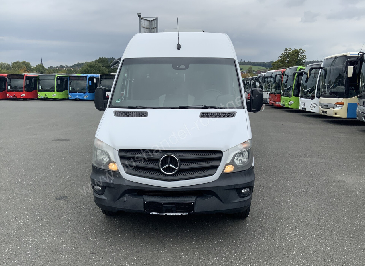 Mercedes-Benz Sprinter 45 LL - Minibusz, Kisbusz: 5 kép. Mercedes-Benz Sprinter 45 LL - Minibusz, Kisbusz: 5 kép.