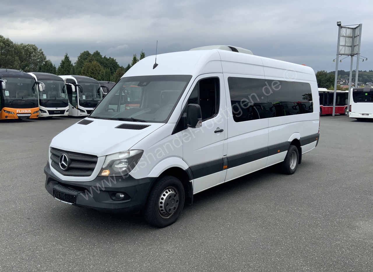Mercedes-Benz Sprinter 45 LL - Minibusz, Kisbusz: 2 kép. Mercedes-Benz Sprinter 45 LL - Minibusz, Kisbusz: 2 kép.