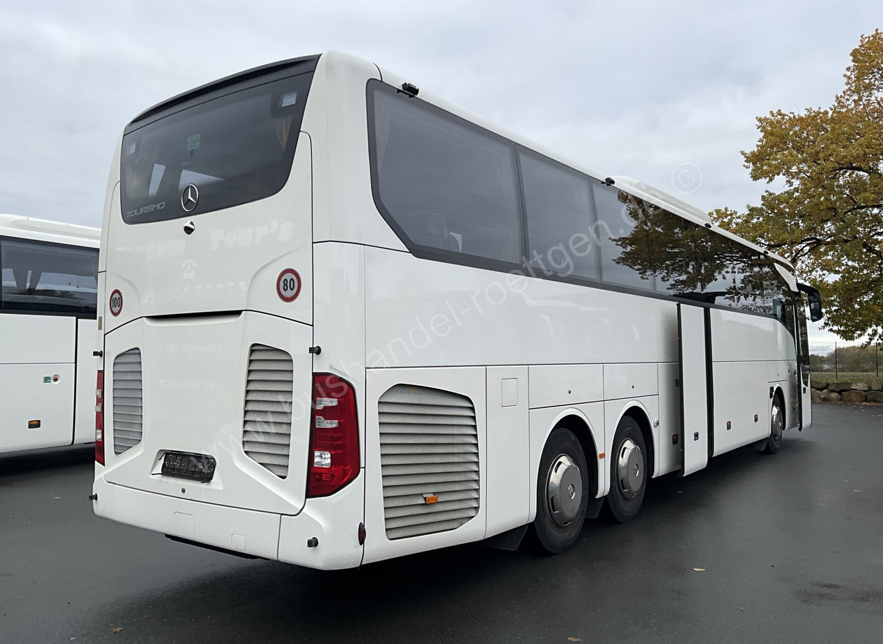 Mercedes-Benz Tourismo 16 RHD - Távolsági busz: 3 kép. Mercedes-Benz Tourismo 16 RHD - Távolsági busz: 3 kép.
