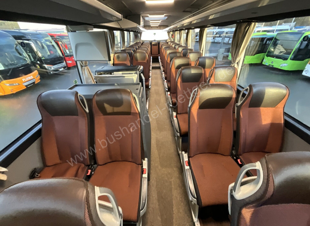 Távolsági busz Mercedes-Benz Tourismo: 11 kép.