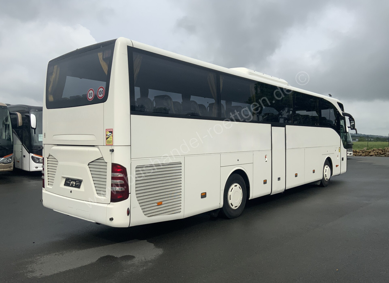 Mercedes-Benz Tourismo RHD - Távolsági busz: 3 kép. Mercedes-Benz Tourismo RHD - Távolsági busz: 3 kép.