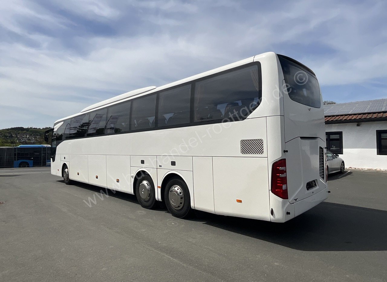 Mercedes-Benz Tourismo RHD - Távolsági busz: 3 kép. Mercedes-Benz Tourismo RHD - Távolsági busz: 3 kép.