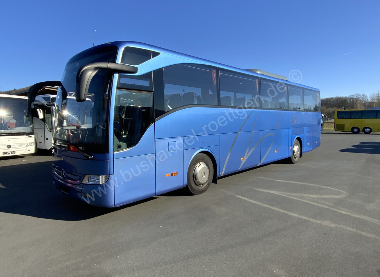 Mercedes-Benz Tourismo RHD - Távolsági busz: 2 kép. Mercedes-Benz Tourismo RHD - Távolsági busz: 2 kép.