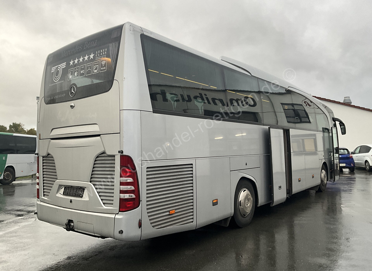 Mercedes-Benz Travego - Távolsági busz: 3 kép. Mercedes-Benz Travego - Távolsági busz: 3 kép.