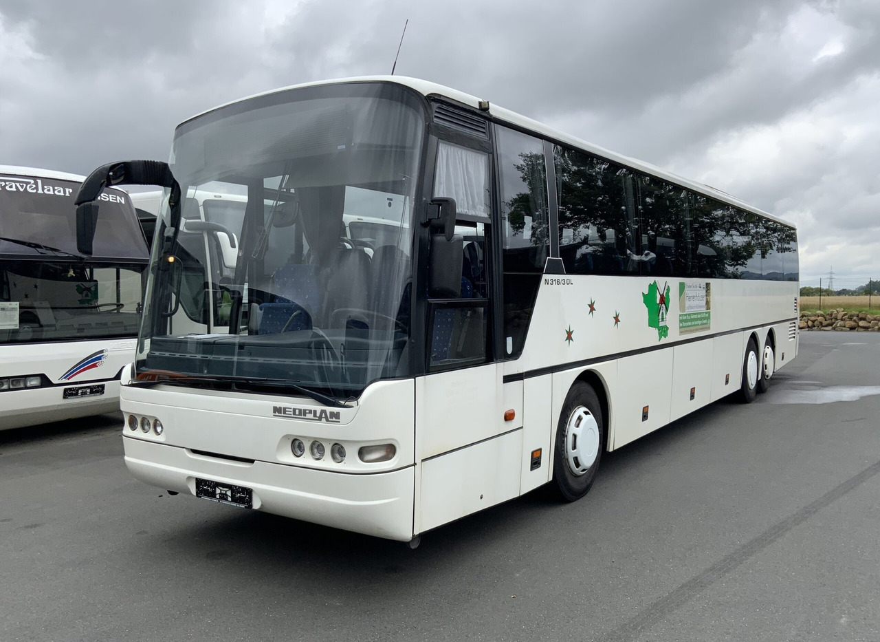 Neoplan N 314 Ü Transliner - Távolsági busz: 2 kép. Neoplan N 314 Ü Transliner - Távolsági busz: 2 kép.