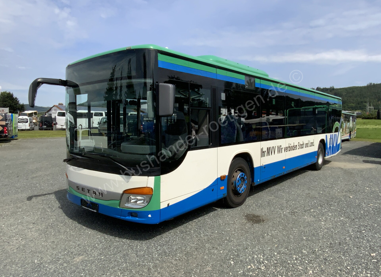 Setra S 415 NF - Városi busz: 2 kép. Setra S 415 NF - Városi busz: 2 kép.