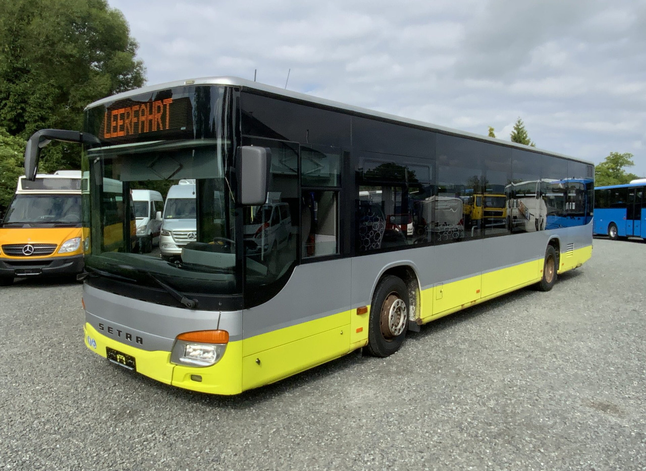 Setra S 415 NF - Városi busz: 2 kép. Setra S 415 NF - Városi busz: 2 kép.