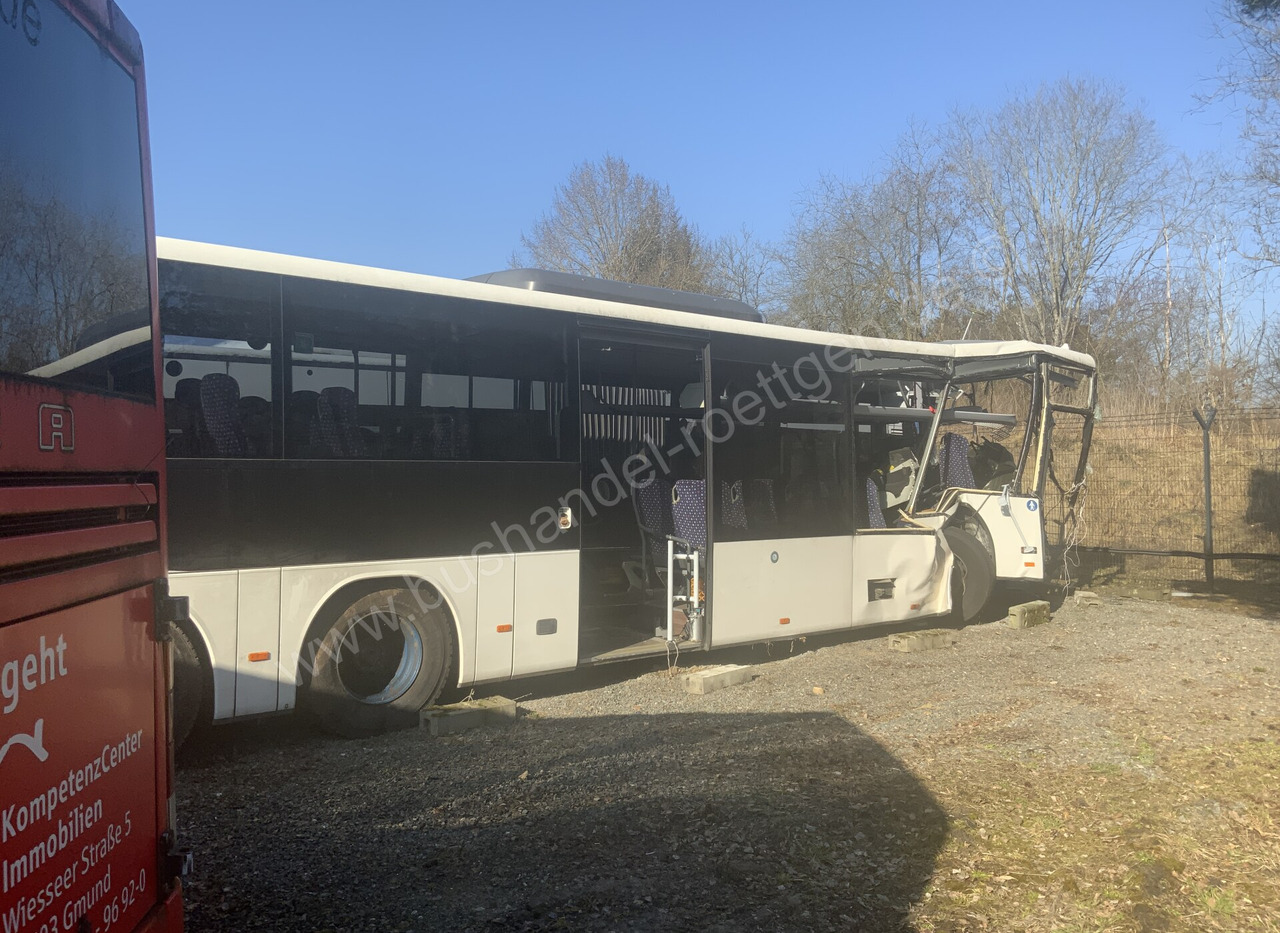 Setra S 418 LE Business - Városi busz: 2 kép. Setra S 418 LE Business - Városi busz: 2 kép.
