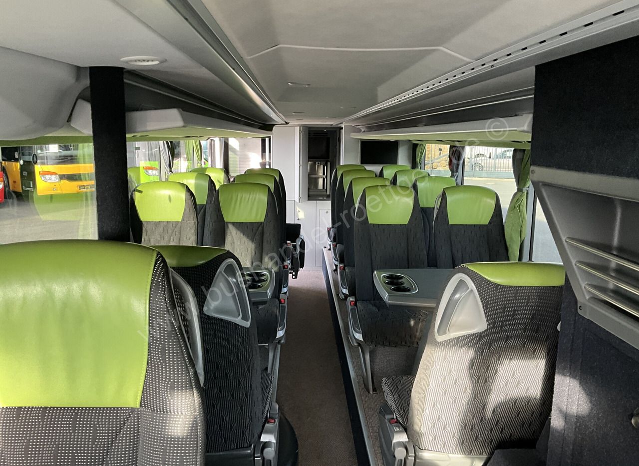 Emeletes busz Setra S 431 DT: 11 kép.