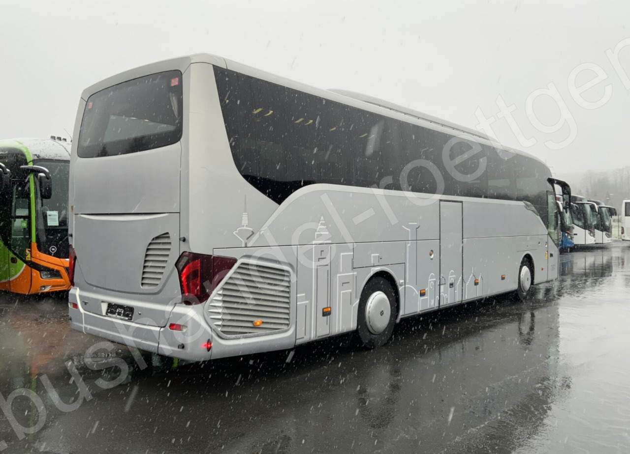 Setra S 515 HD - Távolsági busz: 4 kép. Setra S 515 HD - Távolsági busz: 4 kép.