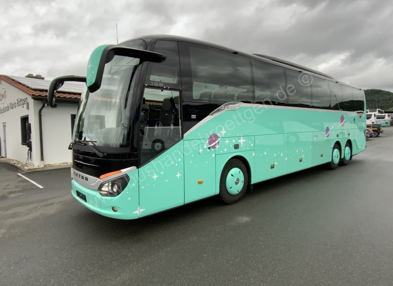 Setra S 516 HD - Távolsági busz: 2 kép. Setra S 516 HD - Távolsági busz: 2 kép.