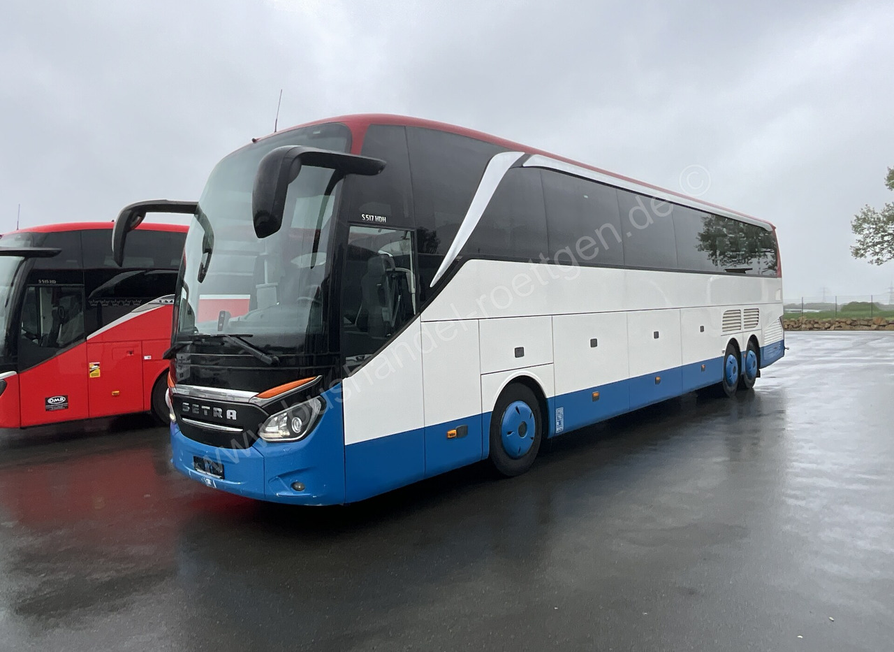 Setra S 517 HDH - Távolsági busz: 2 kép. Setra S 517 HDH - Távolsági busz: 2 kép.