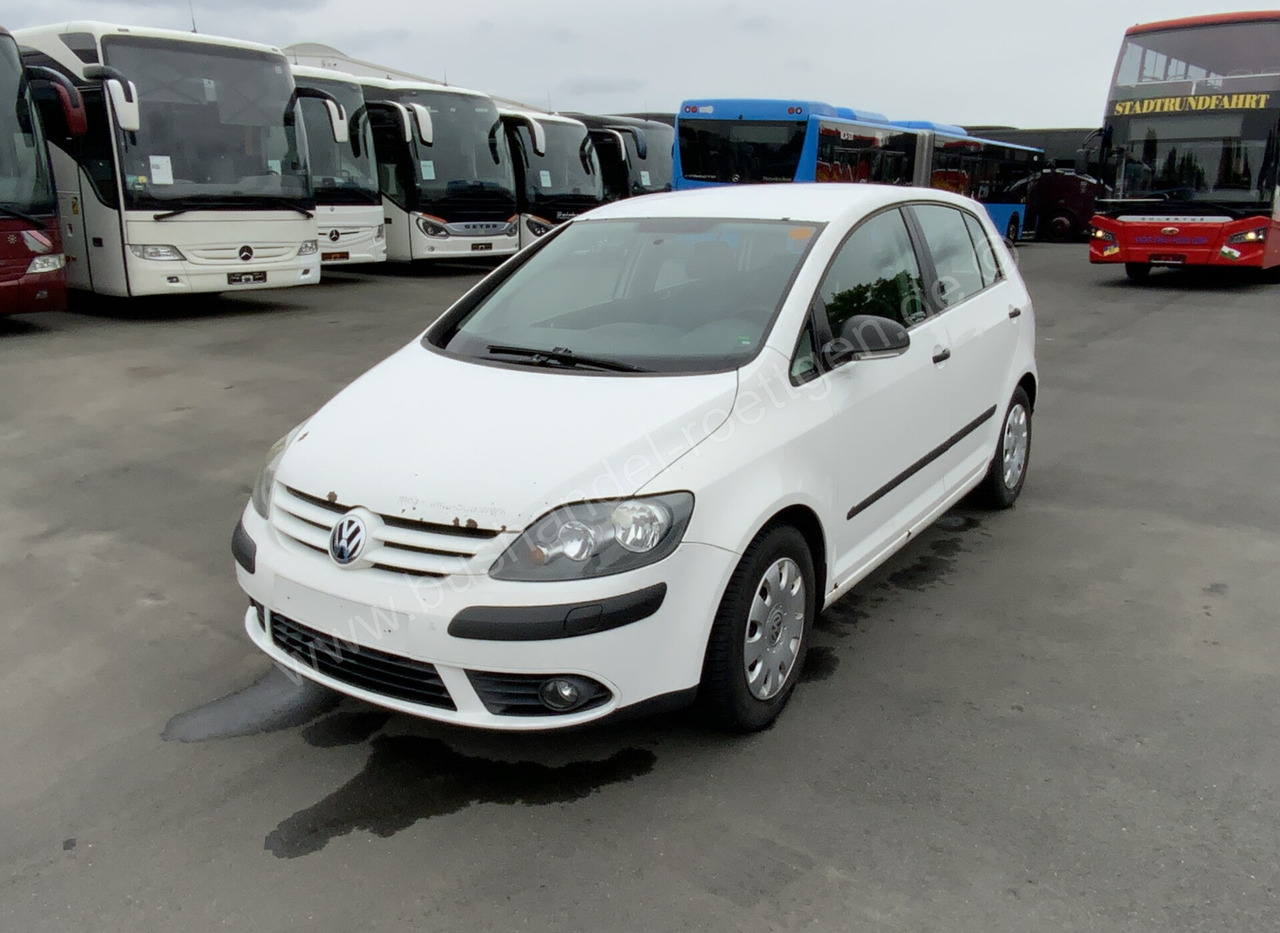 Volkswagen Golf Plus 2.0 TDI - Autó: 2 kép. Volkswagen Golf Plus 2.0 TDI - Autó: 2 kép.