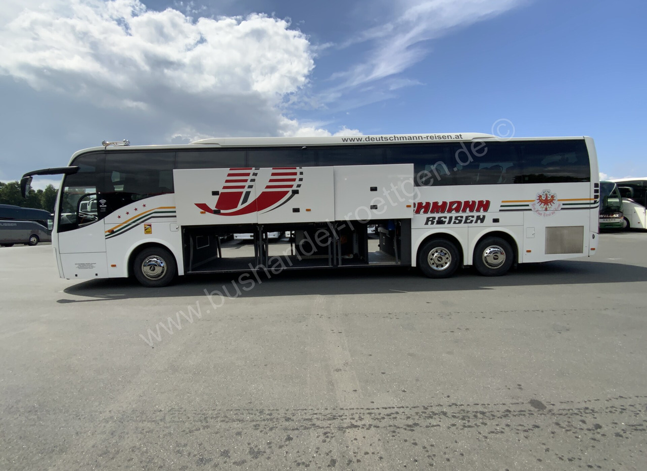 Távolsági busz Volvo 9700: 8 kép.