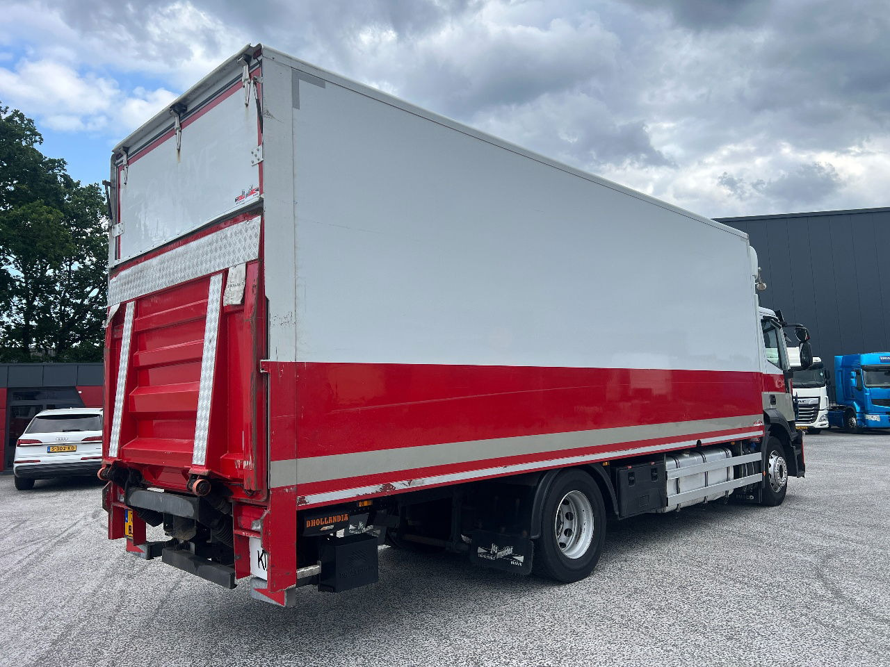Iveco Stralis 310 AD, 19Ton, Euro 6 - Dobozos felépítményű teherautó: 3 kép. Iveco Stralis 310 AD, 19Ton, Euro 6 - Dobozos felépítményű teherautó: 3 kép.