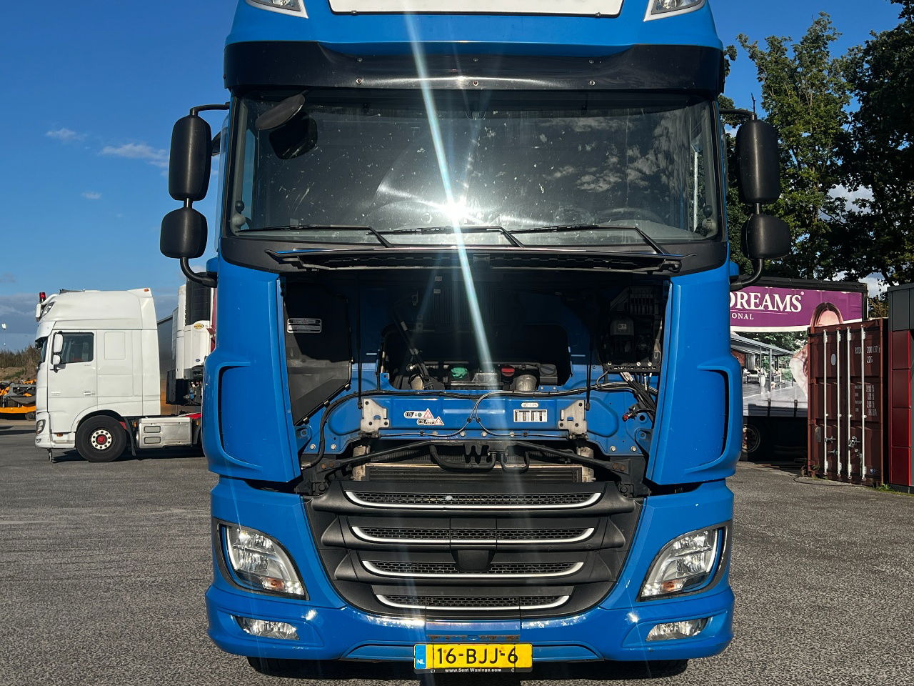 DAF XF 460 SSC, NL Truck - Nyergesvontató: 5 kép. DAF XF 460 SSC, NL Truck - Nyergesvontató: 5 kép.