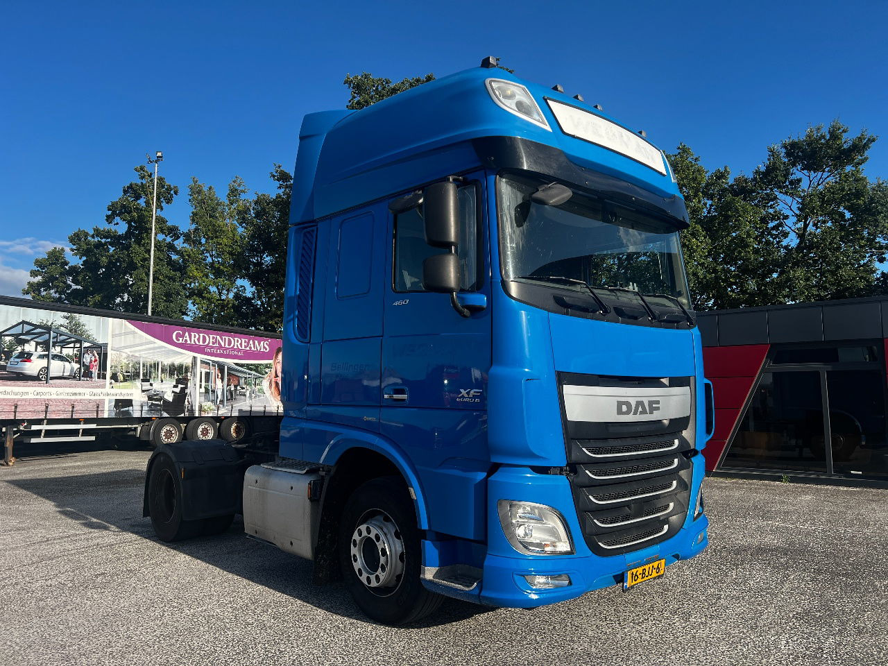 DAF XF 460 SSC, NL Truck - Nyergesvontató: 2 kép. DAF XF 460 SSC, NL Truck - Nyergesvontató: 2 kép.