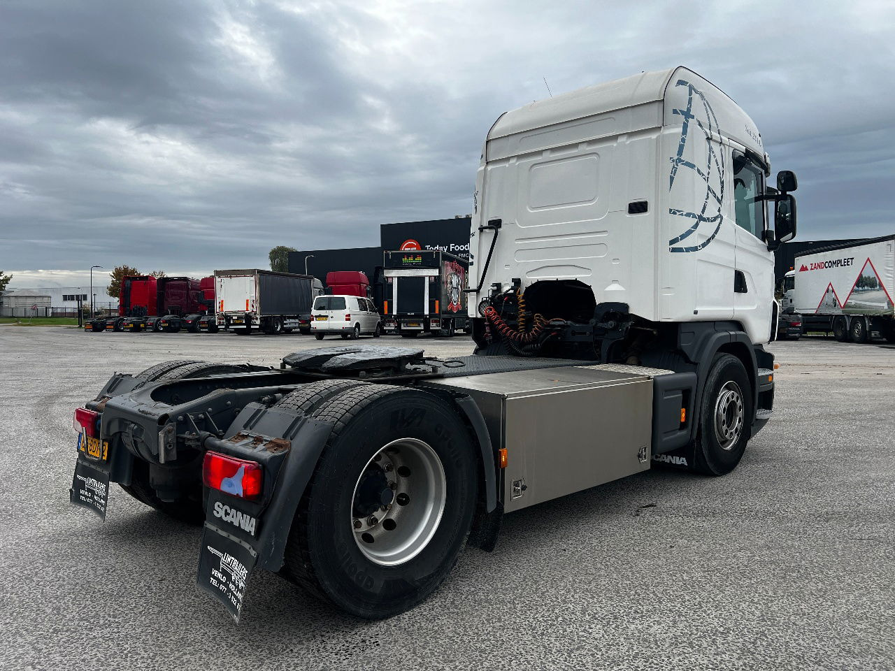 Scania G400 Highline, Manual, 475.000 KM - Nyergesvontató: 3 kép. Scania G400 Highline, Manual, 475.000 KM - Nyergesvontató: 3 kép.