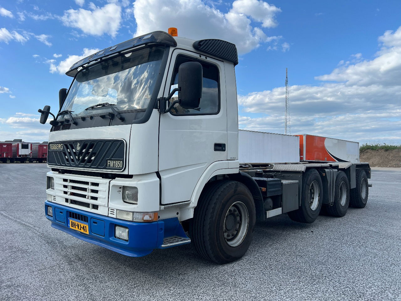 Terberg FM 1850 420PK, Manual - Alvaz teherautó: 1 kép. Terberg FM 1850 420PK, Manual - Alvaz teherautó: 1 kép.