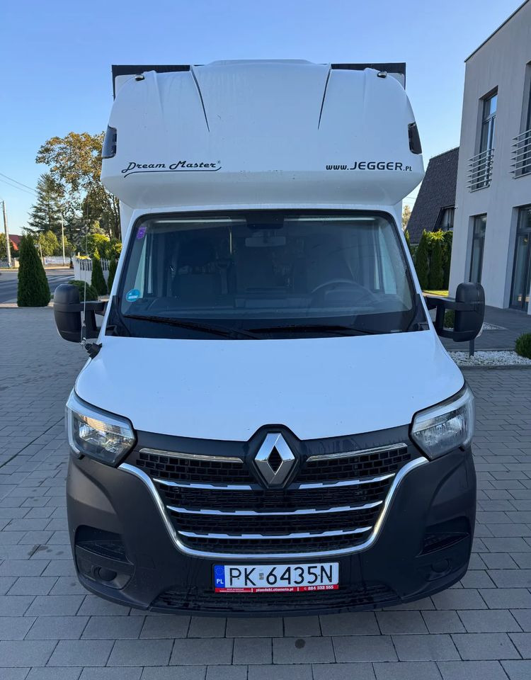 Renault Master - Ponyvás kisteherautó: 2 kép. Renault Master - Ponyvás kisteherautó: 2 kép.