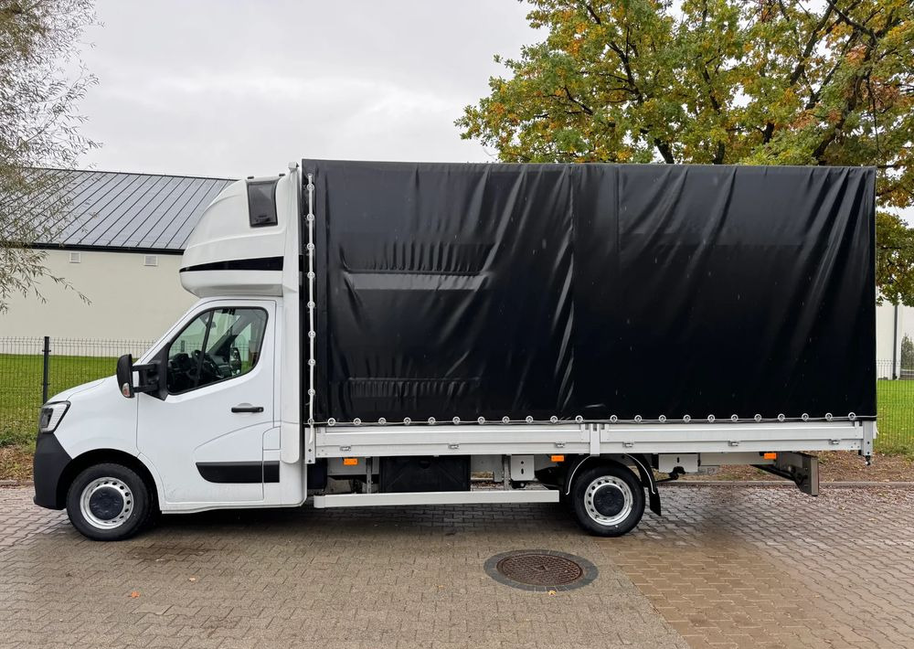 Renault Master - Ponyvás kisteherautó: 5 kép. Renault Master - Ponyvás kisteherautó: 5 kép.