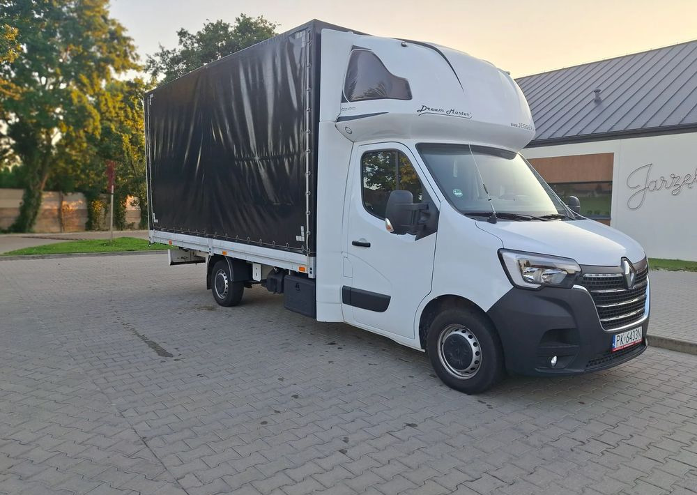 Renault Master - Ponyvás kisteherautó: 5 kép. Renault Master - Ponyvás kisteherautó: 5 kép.